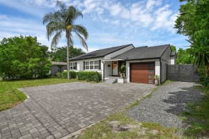 1322 BUMBY AVENUE, ORLANDO, FL 32803 - MLS#MFRO6319791