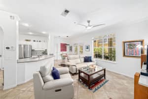 860 ORANGE AVENUE, ORLANDO, FL 32801 - MLS#MFRO6319869