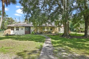 546 WINONA DRIVE, GENEVA, FL 32732 - MLS#MFRO6320041