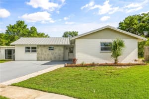 955 TOMES COURT, ORLANDO, FL 32825 - MLS#MFRO6320272