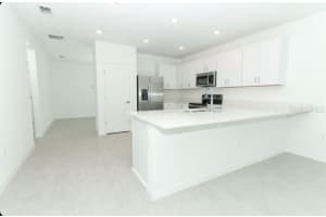 7389 CAPSTONE DRIVE, GROVELAND, FL 34736 Sold 08/19/25
