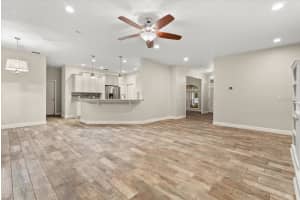 917 SOUTHERN OAK LANE, APOPKA, FL 32712 Sold 07/18/25
