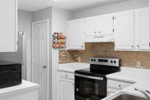 1950 SUMMER CLUB DRIVE, OVIEDO, FL 32765 - MLS#MFRO6320462