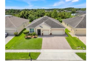 3504 CAYUGAS LOOP, ST CLOUD, FL 34772 Sold 10/31/25