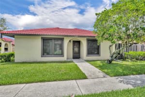 557 HUNTER CIRCLE, KISSIMMEE, FL 34758 - MLS#MFRO6320484