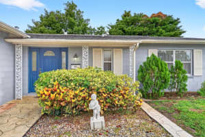 830 HAWKES AVE, ORLANDO, FL 32809 Sold 08/11/25
