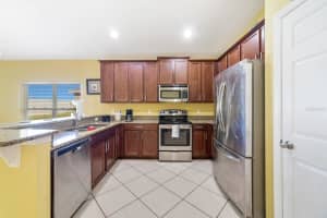 540 VITORIA ROAD, DAVENPORT, FL 33837 - MLS#MFRO6320614