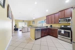 540 VITORIA ROAD, DAVENPORT, FL 33837 - MLS#MFRO6320614