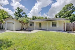 422 HAWTHORN CIRCLE, WINTER SPRINGS, FL 32708 Sold 07/24/25
