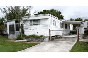 714 DRIFTWOOD LANE, TARPON SPRINGS, FL 34689 Sold 08/13/25
