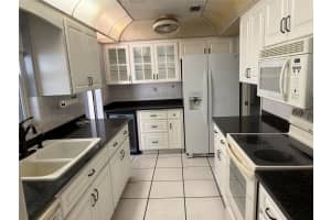 4650 ORLANDO CIRCLE, BRADENTON, FL 34207 Sold 07/25/25