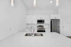 380 FAMAGUSTA DRIVE, DAVENPORT, FL 33896 - MLS#MFRO6320901