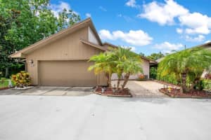 545 MYSTIC WOOD STREET, CASSELBERRY, FL 32707 Sold 08/19/25