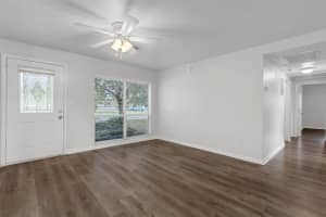 203 LAKEVIEW AVENUE, EUSTIS, FL 32726 - MLS#MFRO6320960