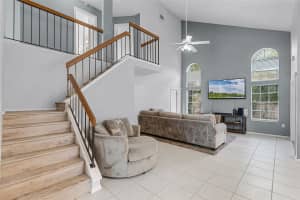 333 SONOMA VALLEY CIRCLE, ORLANDO, FL 32835 - MLS#MFRO6321025