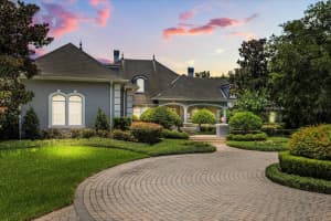 8542 Eden Park Rd, ORLANDO