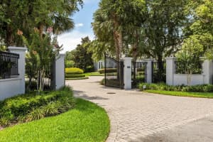 8542 EDEN PARK ROAD, ORLANDO, FL 32810 - MLS#MFRO6321042
