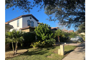 8328 PRESTBURY DRIVE, ORLANDO, FL 32832 - MLS#MFRO6321044