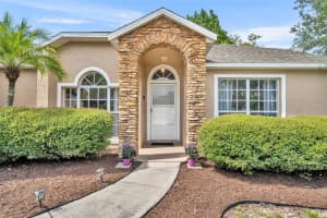 335 OAKPARK LOOP, DAVENPORT, FL 33837 Sold 07/30/25