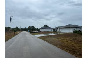 1142 ECRUE STREET, LEHIGH ACRES, FL 33974 - MLS#MFRO6321279