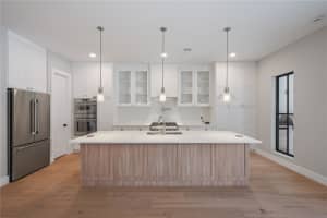 1633 Illinois St, Orlando, FL 32803, Sold 07/21/25