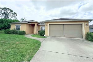 2861 Emerson Dr Se, PALM BAY