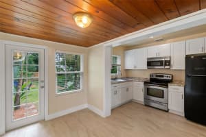 663 HEMPSTEAD AVENUE, ORLANDO, FL 32803 - MLS#MFRO6321933