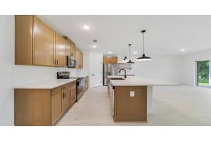 8010 SW HWY 484, OCALA, FL 34473 - MLS#MFRO6322086