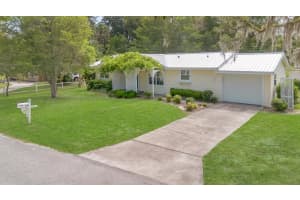520 TAYLOR DRIVE, ORANGE CITY, FL 32763 Sold 09/26/25