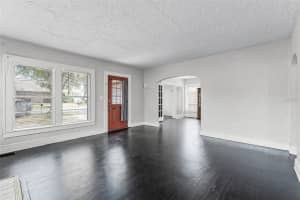 25 PINECREST AVENUE, EUSTIS, FL 32726 - MLS#MFRO6322231