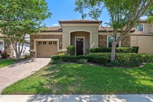 1442 Moon Valley Dr, DAVENPORT