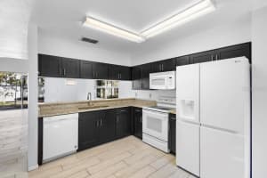7219 HUNTERDON DRIVE, ORLANDO, FL 32835 - MLS#MFRO6322294