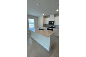3525 TREETOP STREET, DELAND, FL 32724 - MLS#MFRO6322346