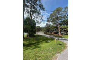 9504 CLUSTER AVENUE, TAMPA, FL 33615 Sold 07/14/25