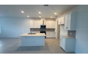 404 OAK FLAT ALLEY, GROVELAND, FL 34736 - MLS#MFRO6322679