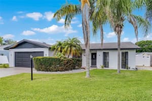 2932 CARRIAGE DRIVE, SOUTH DAYTONA, FL 32119 Sold 08/22/25