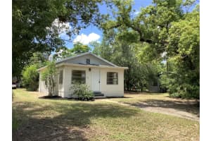 200 W Doane Ave, EUSTIS