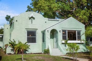 1215 6th St, CLERMONT