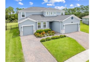 2412 CAMDEN PARK AVENUE, DAVENPORT, FL 33837 - MLS#MFRO6322791