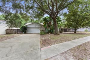 2942 CHICKASAW TRAIL, ORLANDO, FL 32817 Sold 07/31/25