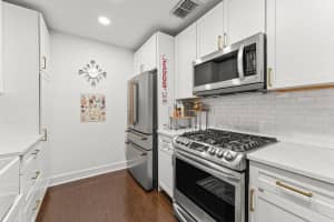 1129 STETSON STREET, ORLANDO, FL 32804 Sold 08/20/25