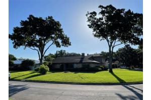 2491 Lauder Dr, MAITLAND