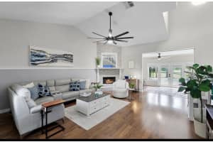 4251 WILLOW BAY DRIVE, WINTER GARDEN, FL 34787 - MLS#MFRO6323077