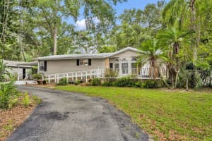 21141 WOLF BRANCH ROAD, MOUNT DORA, FL 32757 Sold 10/30/25