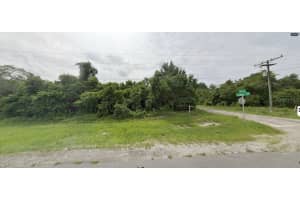 E ORANGE AVE, EUSTIS, FL 32726 - MLS#MFRO6323118