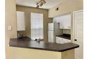 6324 RALEIGH STREET, ORLANDO, FL 32835 - MLS#MFRO6323141
