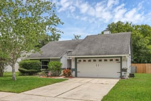 1027 WEAVER DRIVE, OVIEDO, FL 32765 Sold 08/14/25