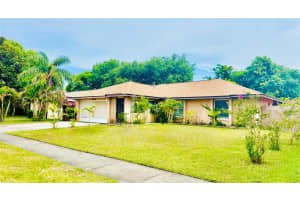 2744 CERAM AVENUE, ORLANDO, FL 32837 - MLS#MFRO6323181