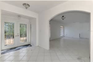 568 VENICE LANE, SARASOTA, FL 34242 Sold 12/09/25