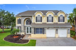 2460 The Oaks Blvd, KISSIMMEE